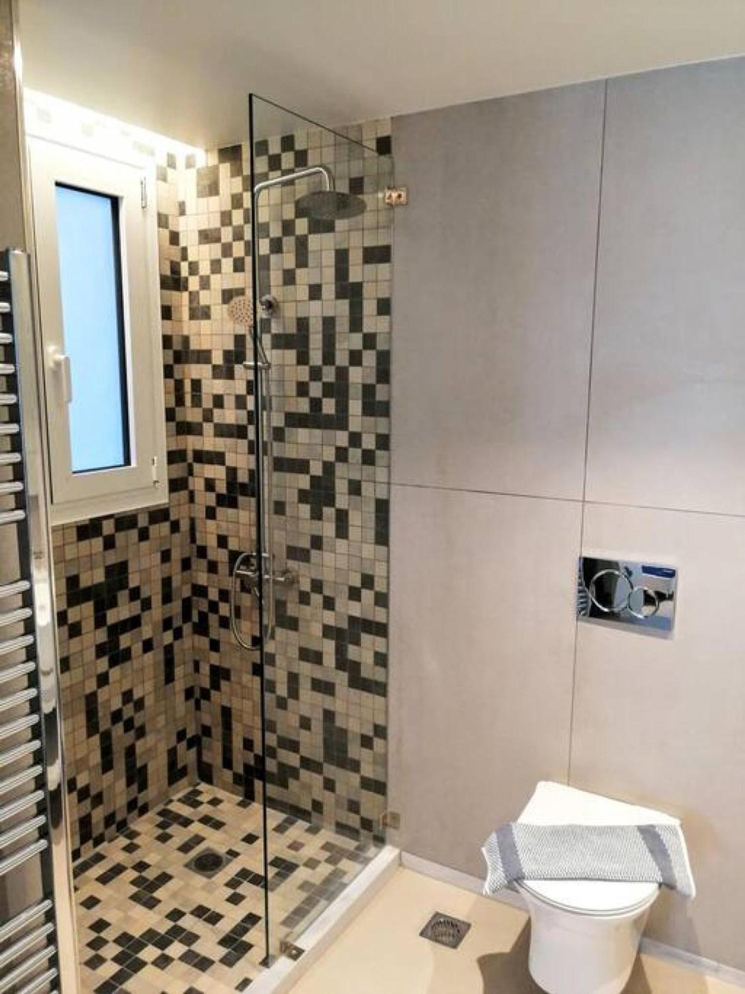 Luxurious Apartment In Acropolis Атина Екстериор снимка
