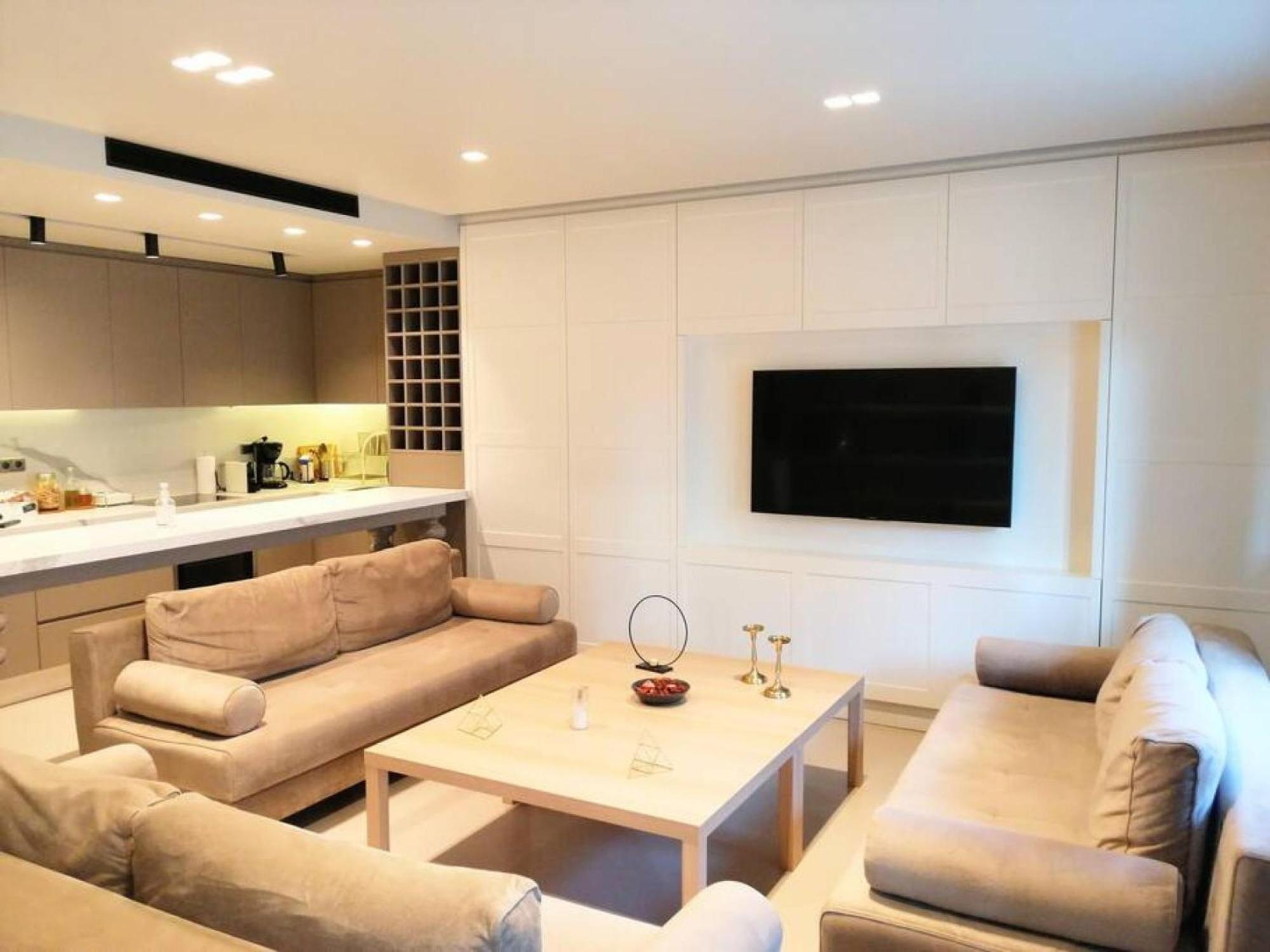 Luxurious Apartment In Acropolis Атина Екстериор снимка