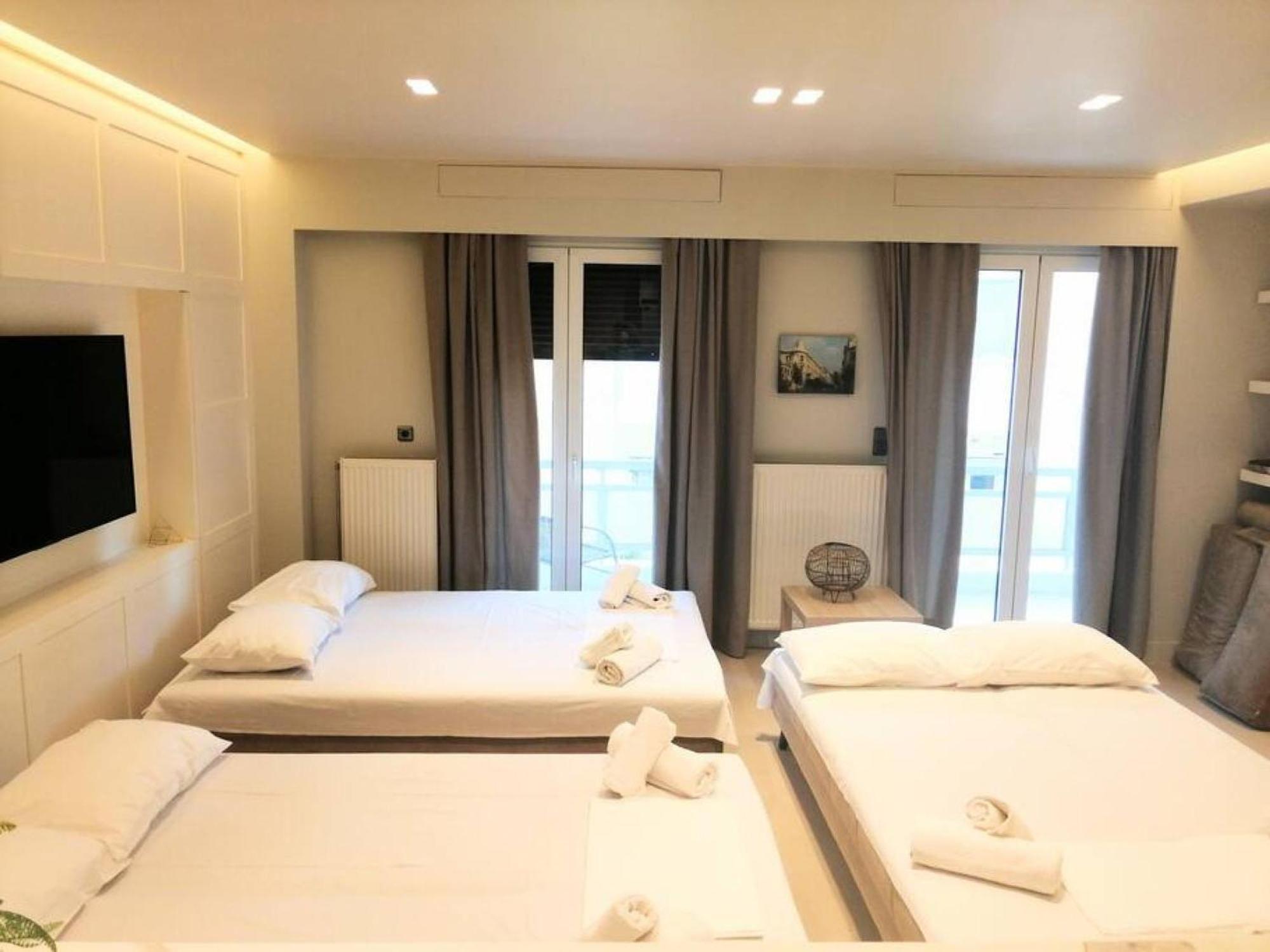 Luxurious Apartment In Acropolis Атина Екстериор снимка